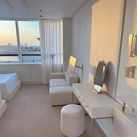 New Remodeling Hongdae House Apartment