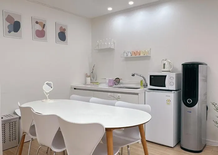 New Remodeling Hongdae House Apartament Seul