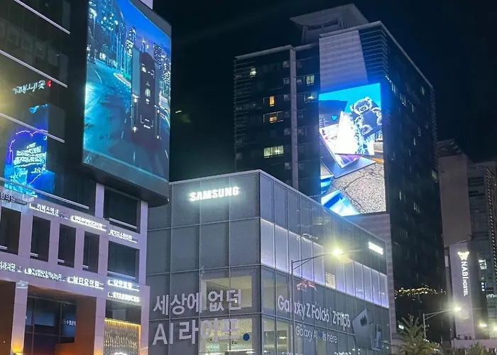 New Remodeling Hongdae House *